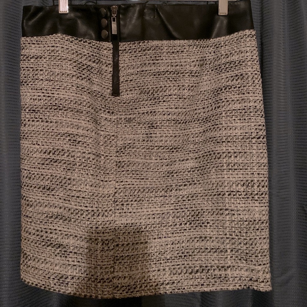 Pencil skirt